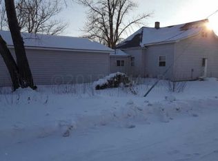 302 Thorpe St, Gary, MN 56545