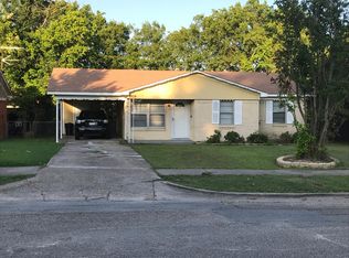 1904 Spring Lake Dr, Mesquite, TX 75149