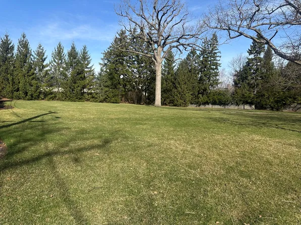 1564 Forest Ave, Highland Park, IL 60035