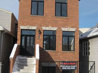 2554 S Hillock Ave, Chicago, IL 60608