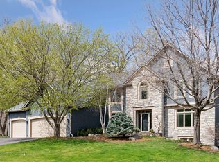 6352 Oxbow Bnd, Chanhassen, MN 55317