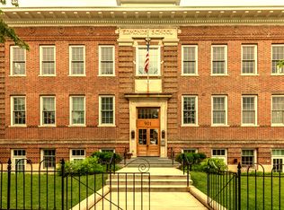 901 D St NE APT 4, Washington, DC 20002