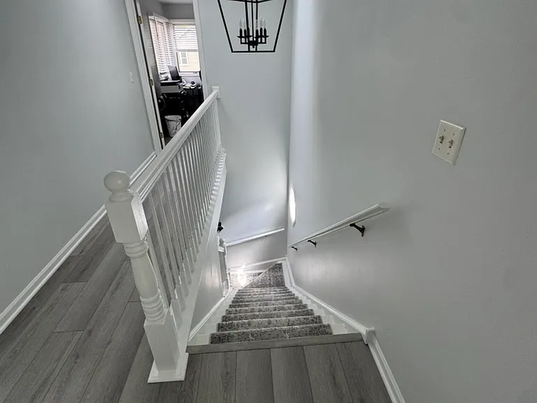 352 Bristol Ln — Photo 5
