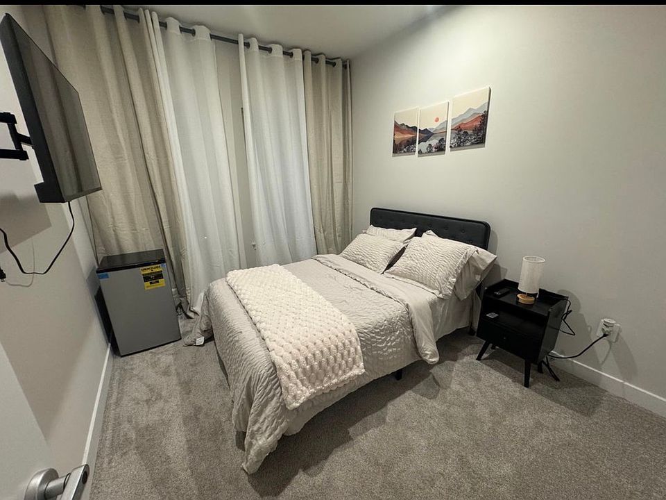 1st image of 958 Poppy Dr #1