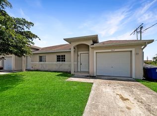 1807 Gordon Ave S, Lehigh Acres, FL 33973
