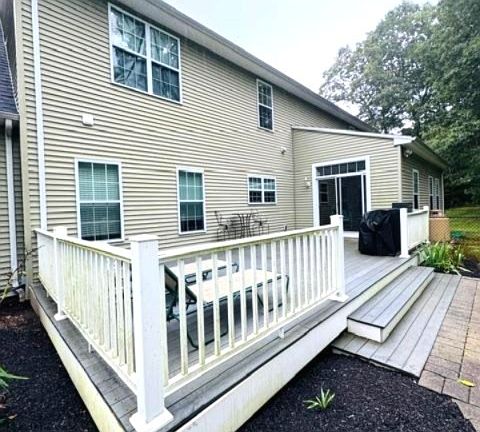 3rd image of 152 New London Road