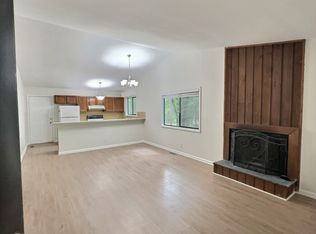175 Tall Oaks Rd UNIT A, Chapel Hill, NC 27516