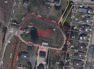 6 N Broad St, Stonington, CT 06378