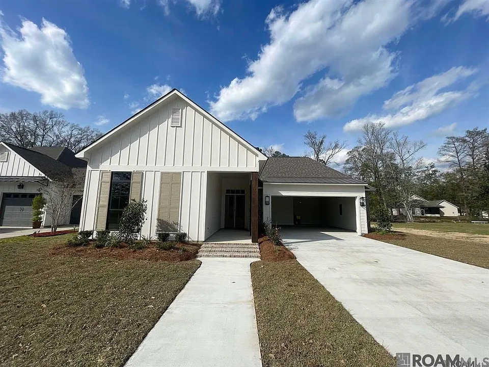 1119 Camellia Way