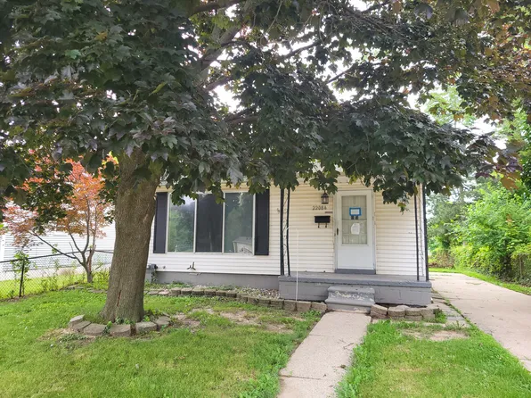 22084 Shakespeare Ave, Eastpointe, MI 48021