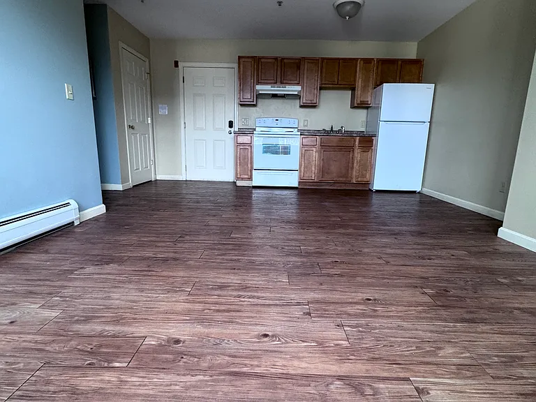 126 Vine St #15 — Photo 1