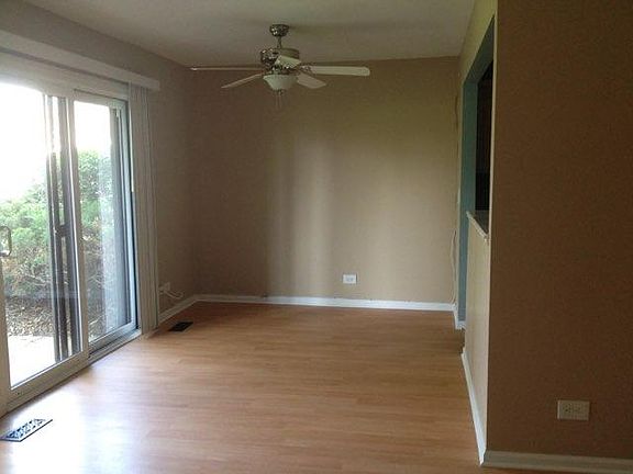 3rd image of 392 Thornhill Ct #1B