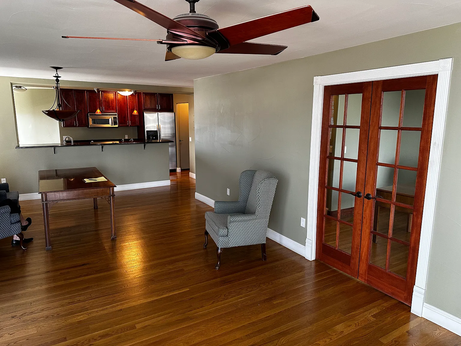 2 bed, 1283 sqft, $2,750 — Photo 3