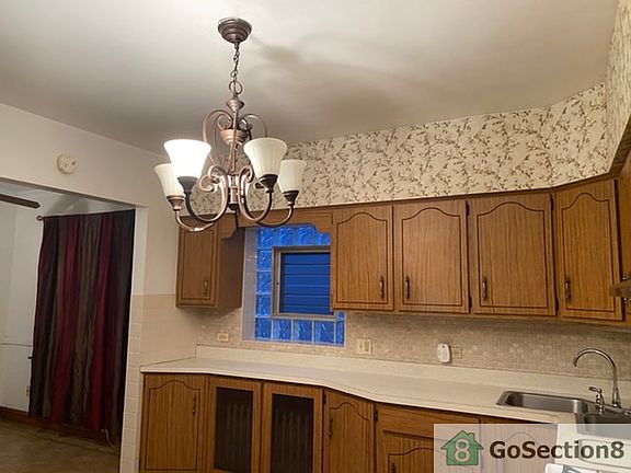 5th image of 1915 Kenilworth Ave #2