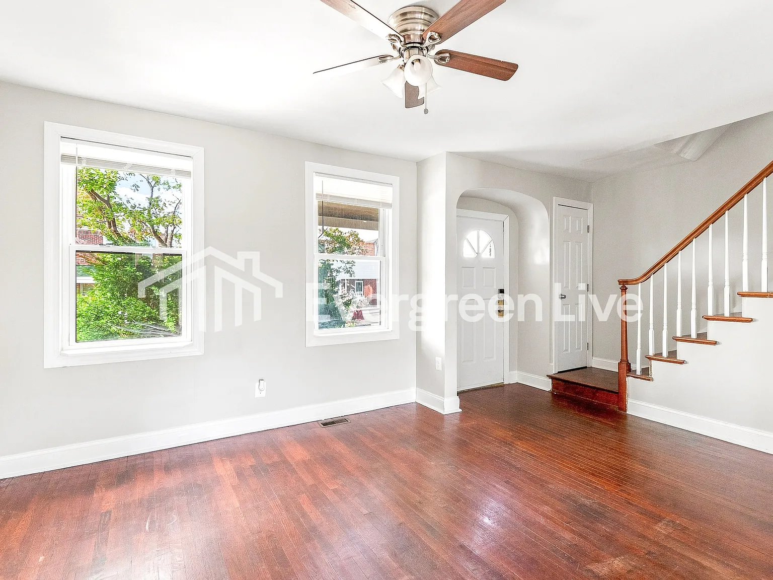 4 bed, 2.5 bath, 1200 sqft, $1,695 — Photo 4