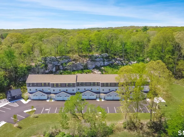 1154 Poquonnock Road #6, Groton, CT 06340