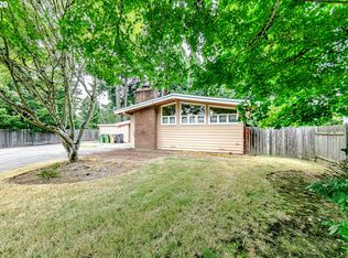 20160 SW Boones Ferry Rd, Tualatin, OR 97062