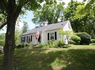 2 N Edgewood Rd, Mount Vernon, OH 43050