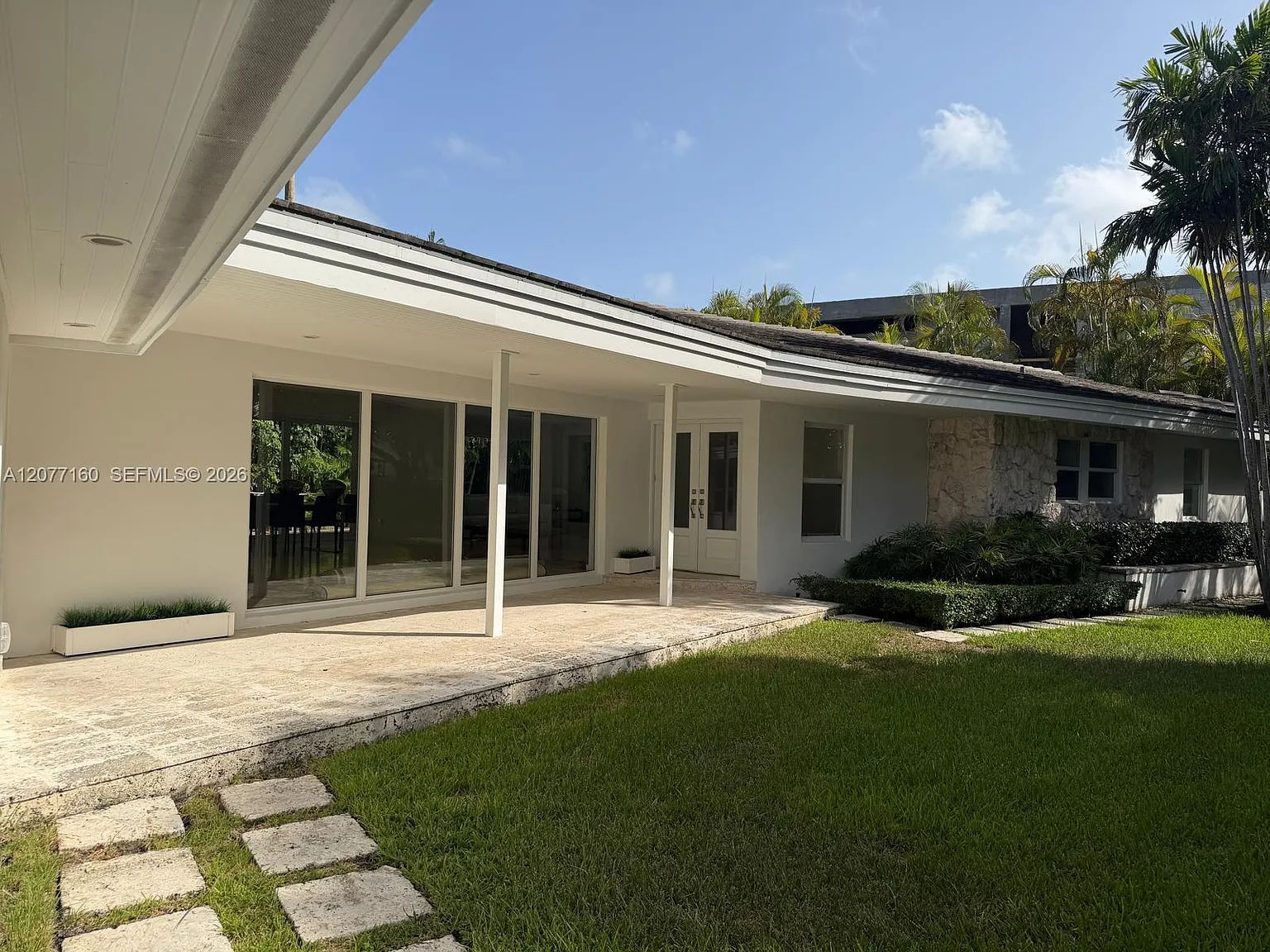Tropical Isle Homes Sub 4 — Photo 4