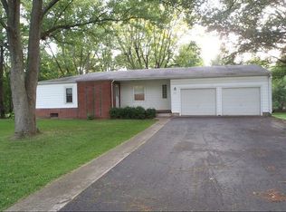 2211 Upchurch St, Eldorado, IL 62930