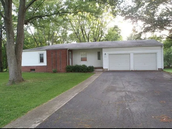 2211 Upchurch St, Eldorado, IL 62930