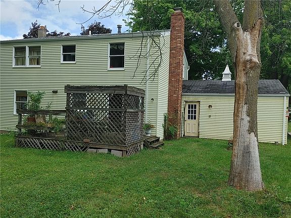 3rd image of 34 Barringer Dr