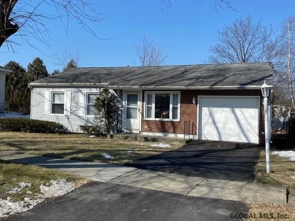 1095 Madison Ave, Troy, NY 12180