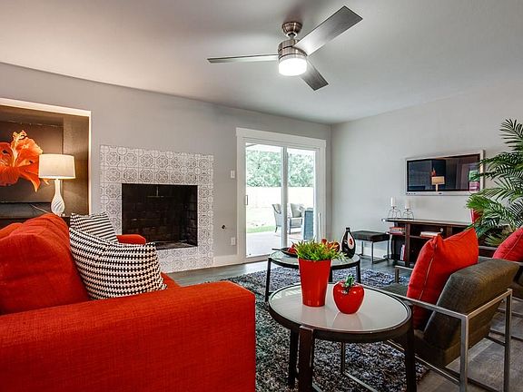 5th image of 11256 Webb Chapel Ct