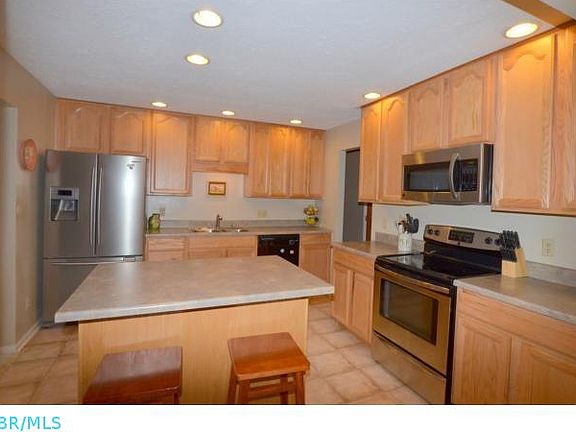 5th image of 18 Winstead Cir