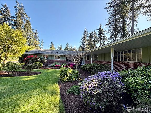 4th image of 10704 Interlaaken Drive SW