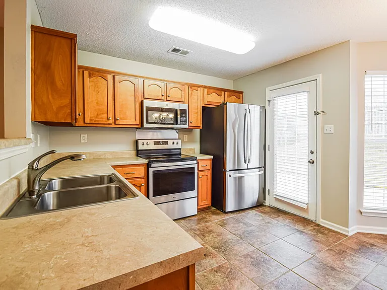 5764 Deer Ridge Dr — Photo 8