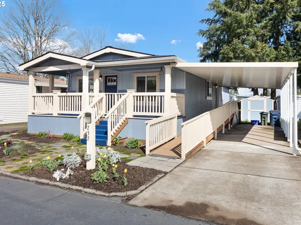 1400 Candlelight Dr Unit 232, Eugene, OR 97401
