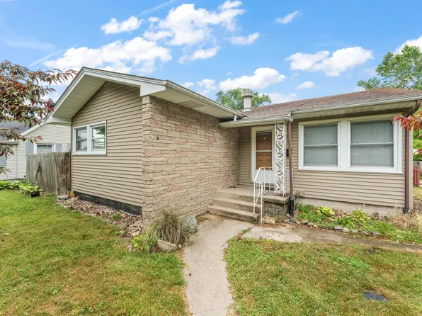 803 Water St, Hobart, IN 46342