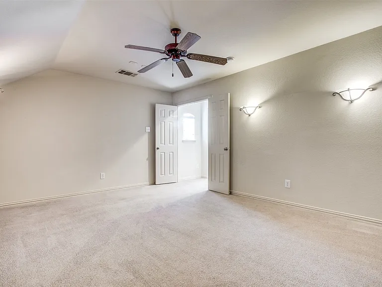1130 Mission Ln — Photo 14