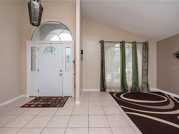 5th image of 2035 Black Hawk St