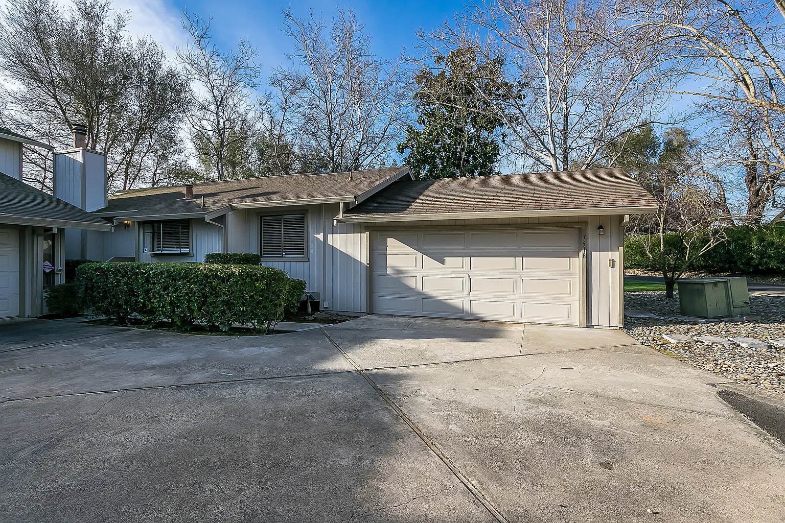 7518 Pomerol Ln photo 1