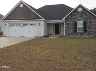 320 Old Snap Dragon Ct, Jacksonville, NC 28546