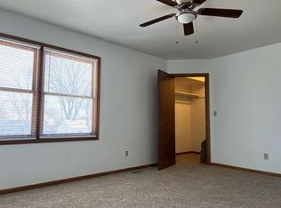 2312 51st St, Des Moines, IA 50310