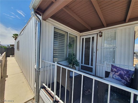 5th image of 4645 W Royal Club Way