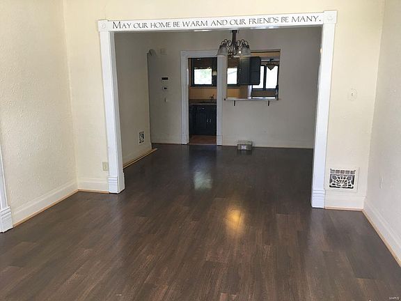 2nd image of 5323 Blow St