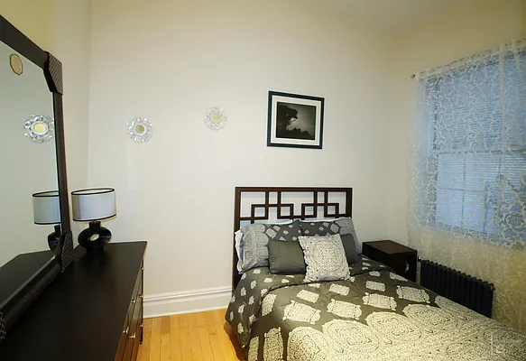 Rented by Oxford Property Group | media 9