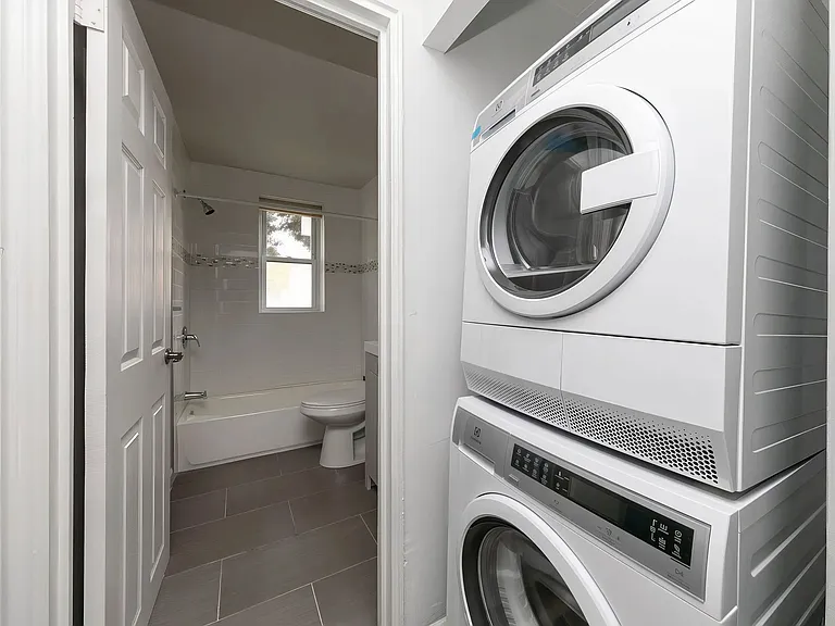 In-unit washer dryer