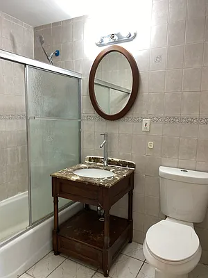 Rented by 18 REALTY | media 6