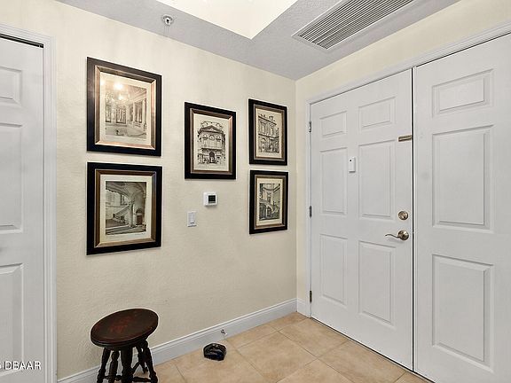 3rd image of 2 Oceans West Blvd APT 1005