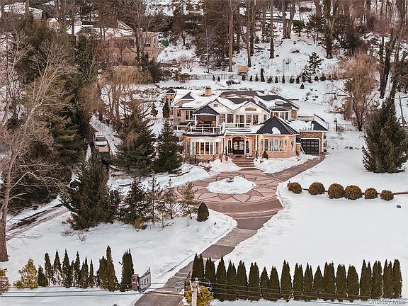 4th image of 333 E Shore Road