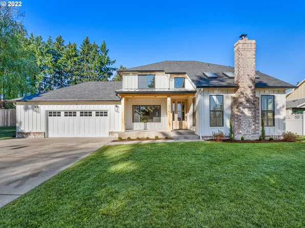 12979 SE Almond Ct, Clackamas, OR 97015