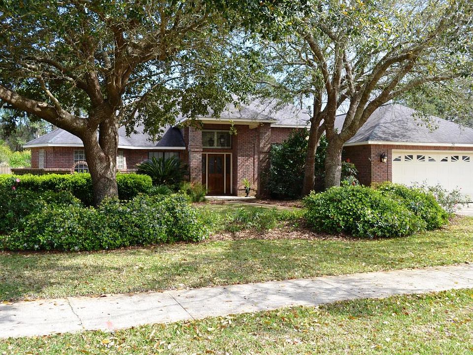 1st image of 36 Indian Bayou Dr