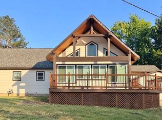 7 Rock Rd, Marion, KS 66861