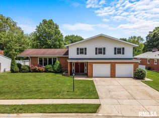 10 Danbury Dr, Springfield, IL 62704
