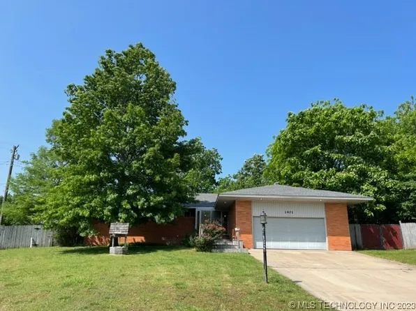 1401 E 4th St, Ada, OK 74820